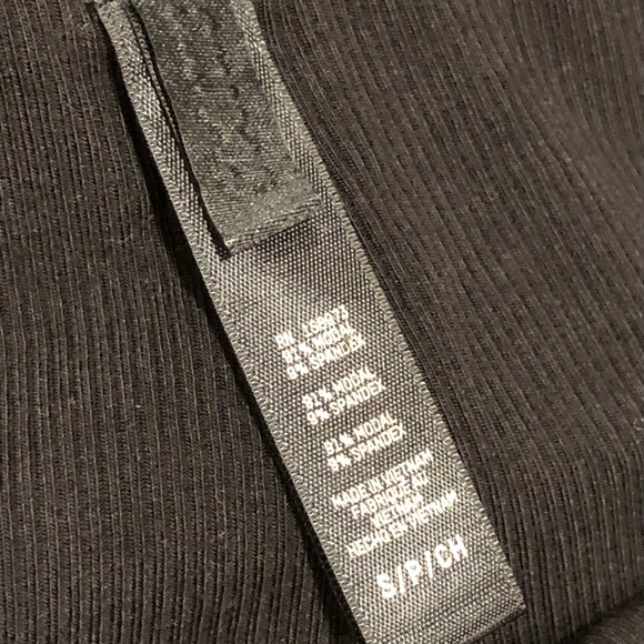 New SKIMS Black Ribbed Mini Skort S $54 - Picture 5 of 5